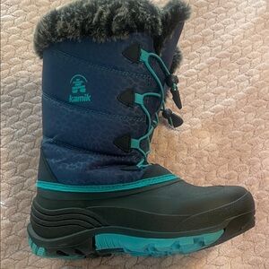 Kamik Womens Snow Boots - size 7